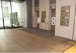 atre エレベーターホール