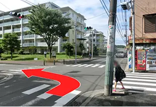 2つ目の信号の十字路