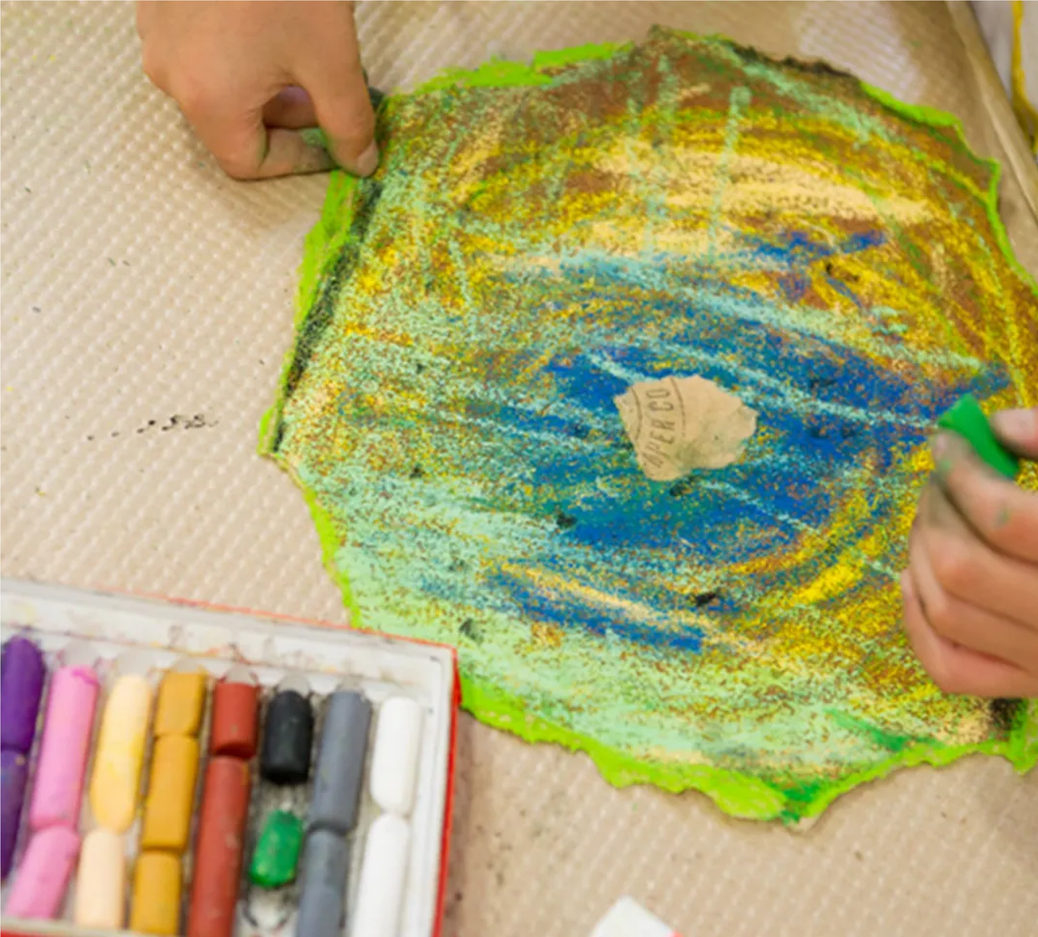 横浜りとるぱんぷきんずの園児が作った絵